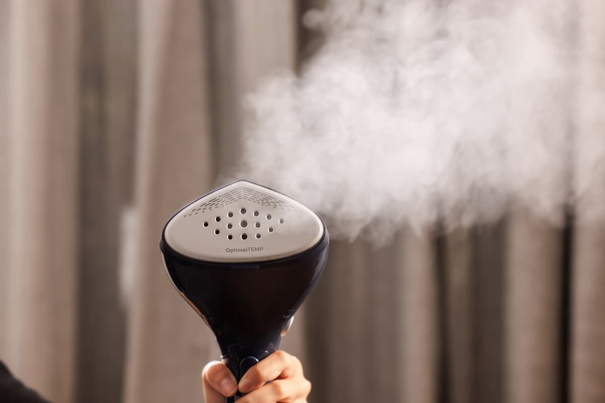 超夯家電買一送一！飛利浦「手持掛燙機」平燙、掛燙２合１，再送除毛球機（中獎公布）