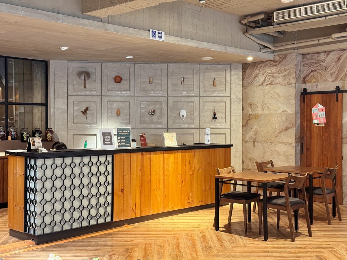 【新開店】試營運每晚千元起！台南成大新飯店＋１，新春入住送春聯