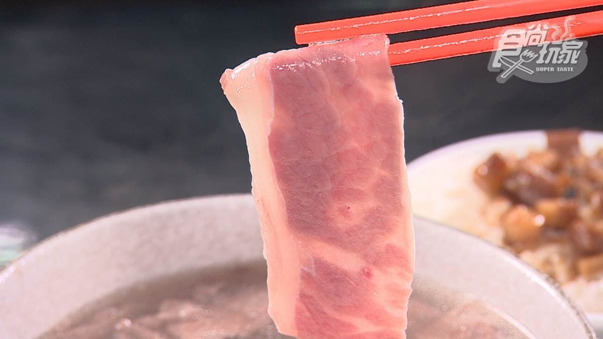 牛肉吃起來很清甜，牛油的甜味很明顯。