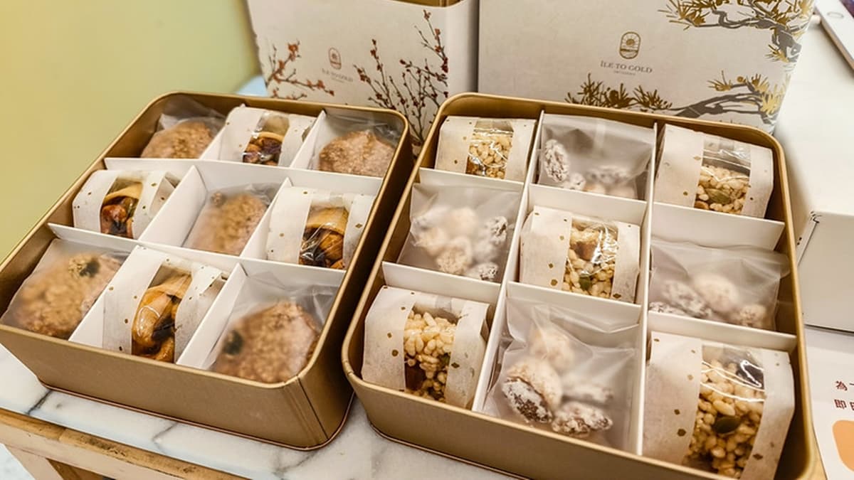 店家還會推出節日限定禮盒。（圖片來源：鄉民食堂）