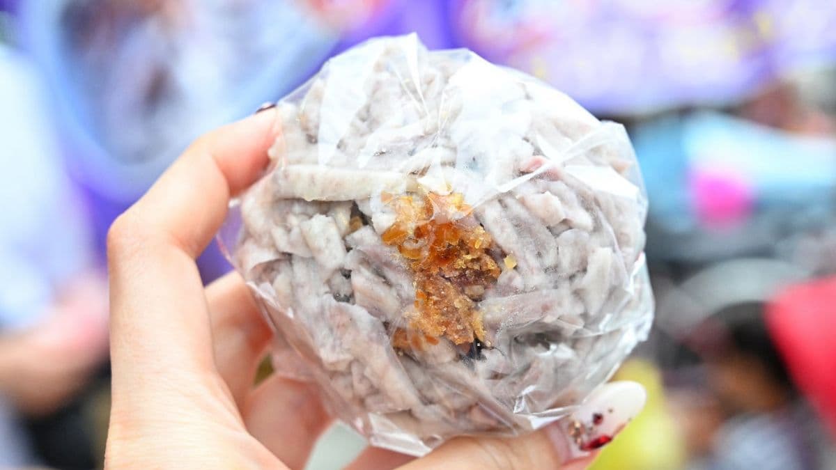 大甲必吃的芋頭美食「大甲芋香包」，是當地最熱門的排隊小吃。（圖片來源：糖糖‘s享食生活）