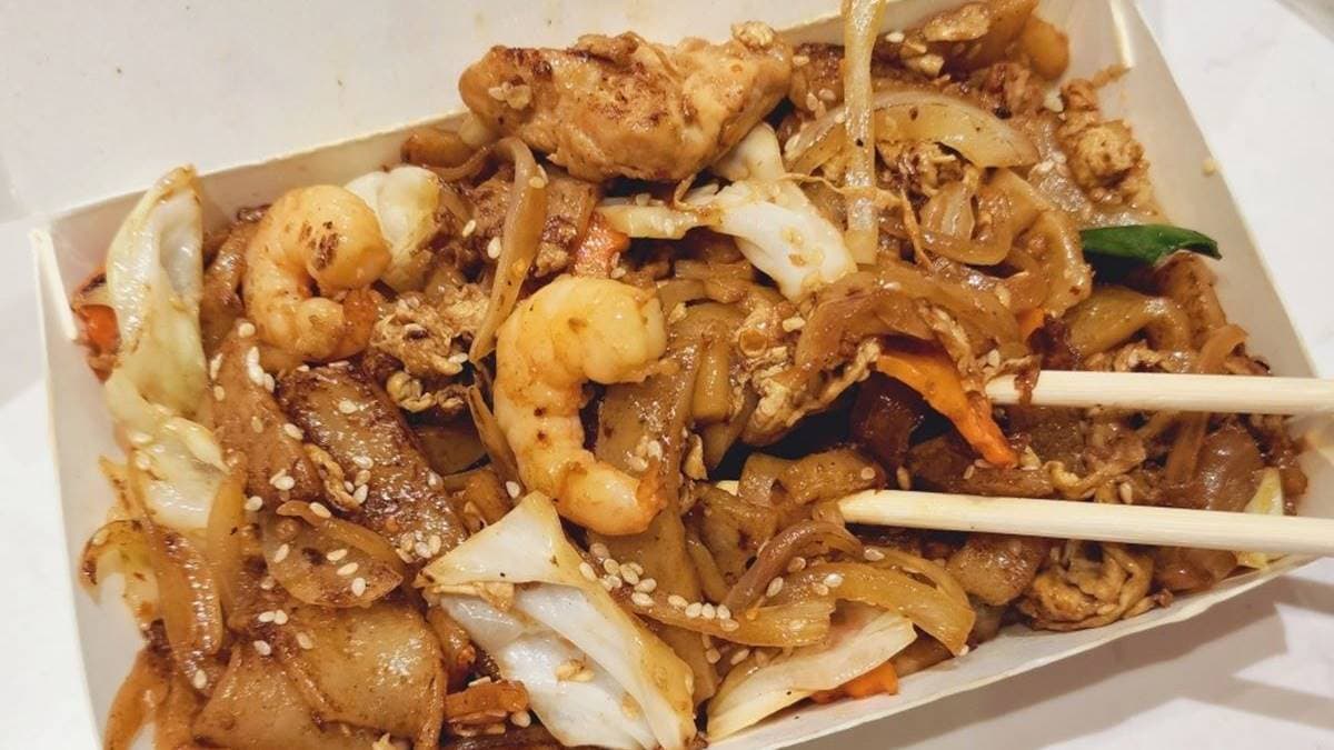 夜市裡也找得到異國風味的料理。（圖片來源：Yuki's Life）