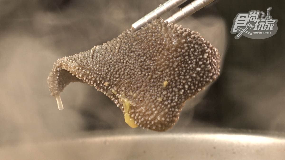 煮熟的食物吸飽湯汁，吃起來很過癮。