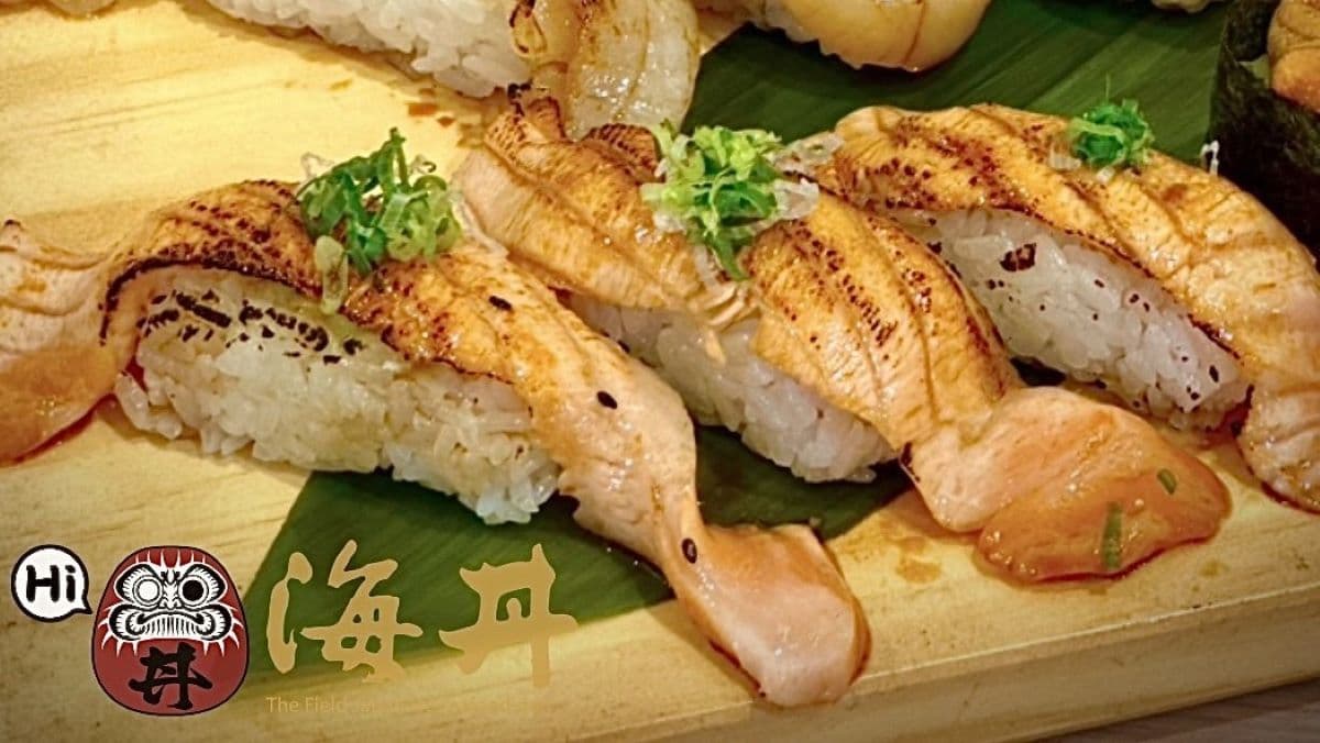 除了丼飯外，也有握壽司可選擇，現點現做，口感入口即化。（圖片來源：海丼海鮮丼飯）