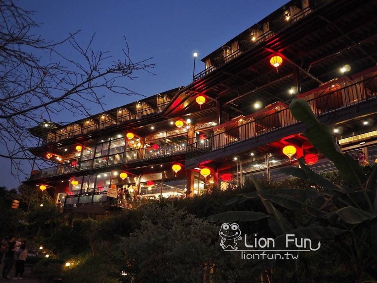 「台版神隱少女湯屋」在這!最低170元泡腳賞絕美湖景,還能爽嗑大分量火鍋 「台版神隱少女湯屋」在這!最低170元泡腳賞絕美湖景,還能爽嗑大分量火鍋