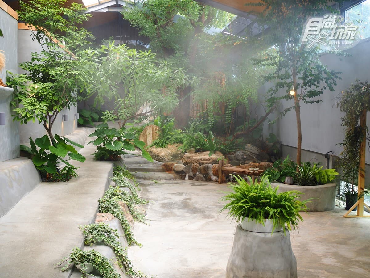 睡在雨林裡的樹屋!開箱宜蘭礁溪「祕境溫泉民宿」,一泊二食、泡湯泡到飽 睡在雨林裡的樹屋!開箱宜蘭礁溪「祕境溫泉民宿」,一泊二食、泡湯泡到飽