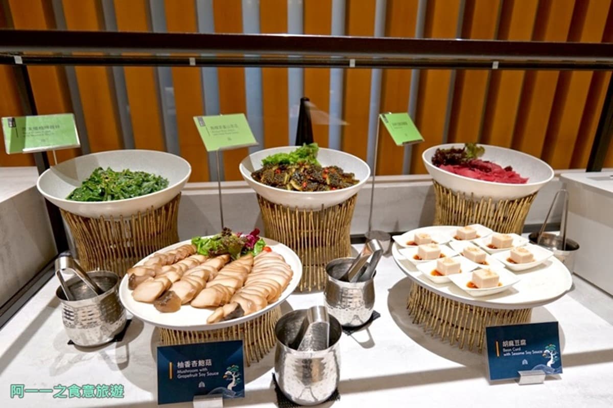 宜蘭最豪華吃到飽！爽嗑生魚片、牛排千元有找，４月封館前衝一波