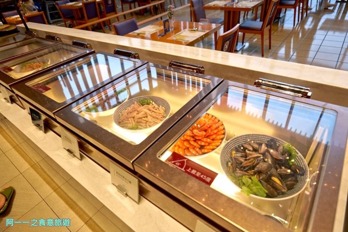 宜蘭最豪華吃到飽！爽嗑生魚片、牛排千元有找，４月封館前衝一波