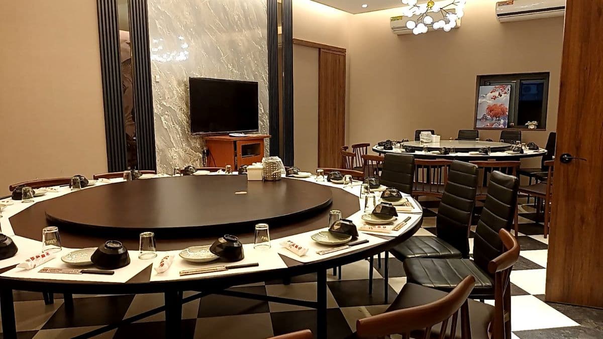 舒服且寬敞的用餐空間，享受美味餐點。（圖片來源：藍調餐酒館）