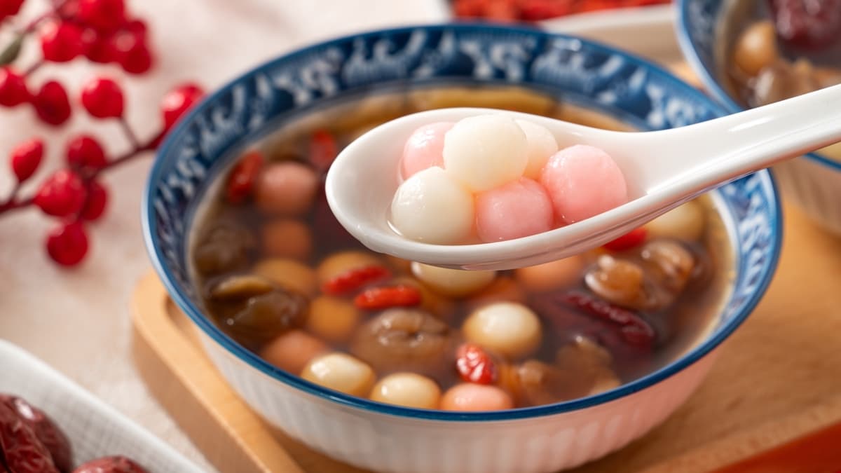 元宵節補財庫！12生肖最佳時辰「換錢包」賺飽飽，觸犯15禁忌恐破財、衰整年