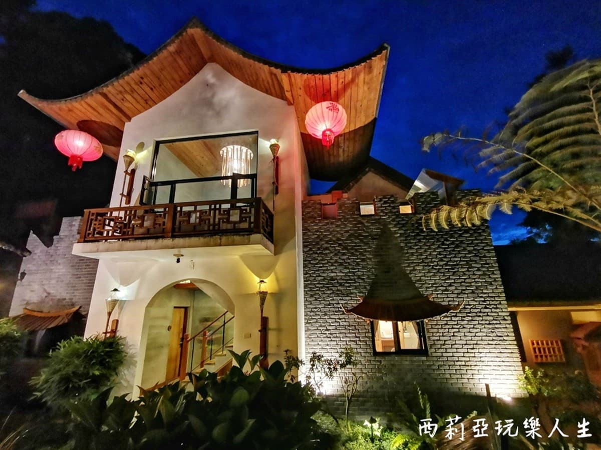 獨享室內外雙浴池!溪頭「長城風」絕美小木屋,爽泡足湯、提燈夜遊 獨享室內外雙浴池!溪頭「長城風」絕美小木屋,爽泡足湯、提燈夜遊