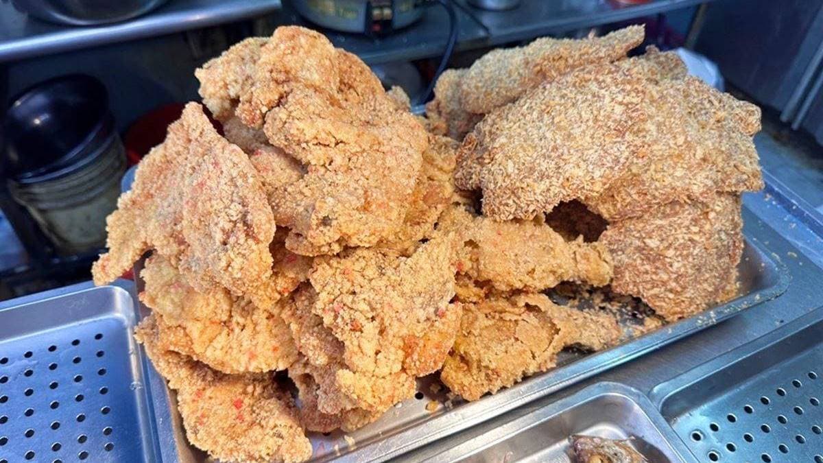 雞排、雞塊等主菜看起來也都相當可口。（圖片來源：熱血玩台南。跳躍新世界）