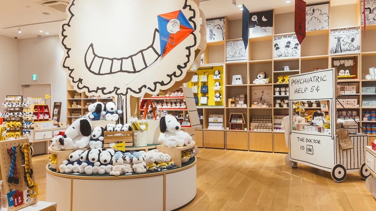 紀念品店有300多款原創商品可買。（圖片來源：Snoopy Museum）
