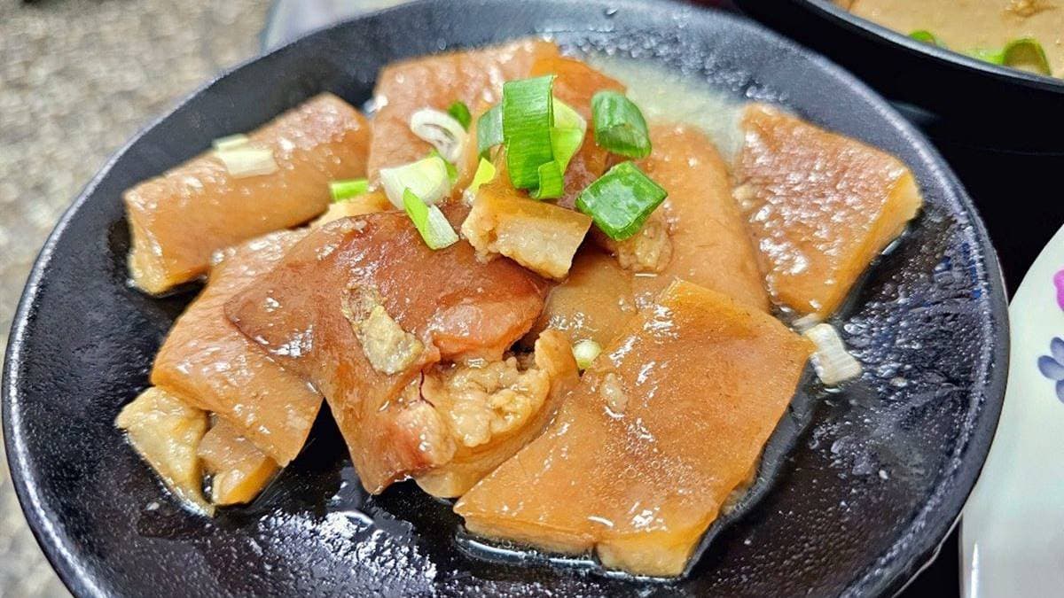 肉肉控也不要錯過爌肉和豬皮，豬皮是會化開的那種喔！（圖片來源：Yuki's Life）