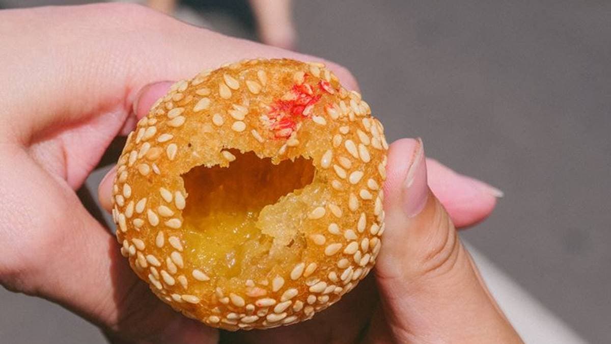 花生口味內餡有花生粉，遇熱會變得有點黏稠，飄著淡淡香味。（圖片來源：小咪ma．吃喝玩樂趣）