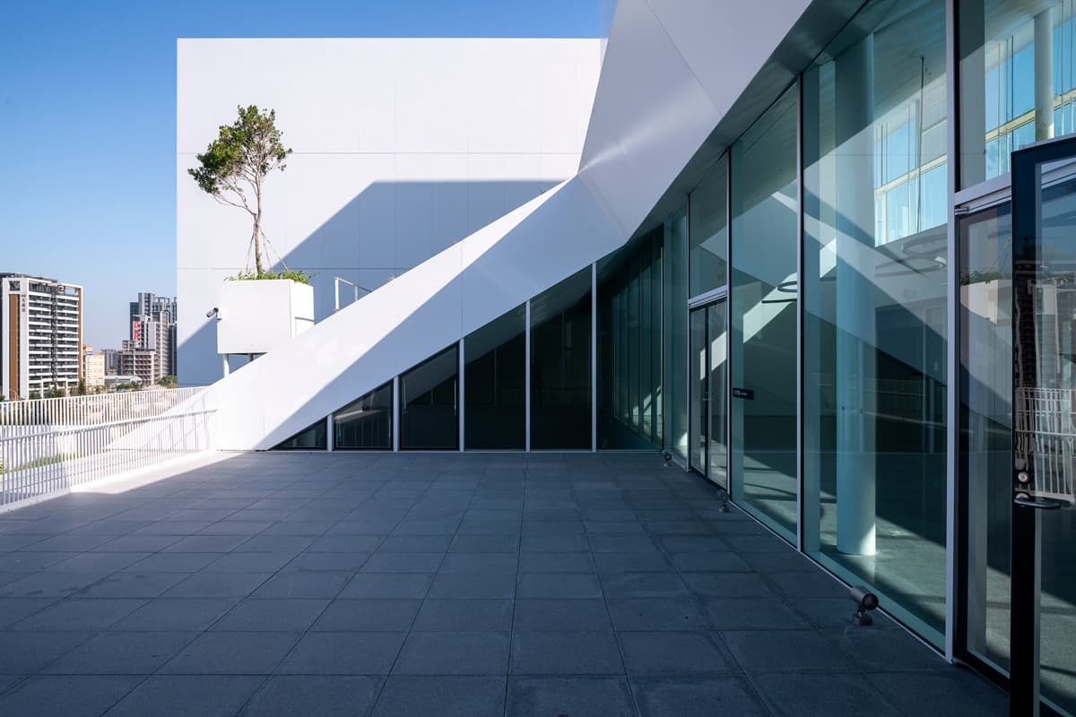 9月前免費入館!桃園最美山丘美術館「這天」試營運,順逛週末快閃美食市集 9月前免費入館!桃園最美山丘美術館「這天」試營運,順逛週末快閃美食市集