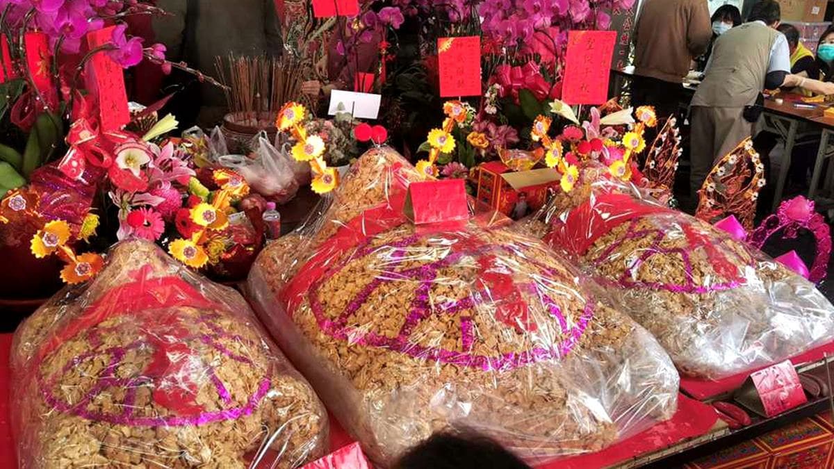 每逢土地公生日時都可以來求發財金、平安龜。（圖片來源：台南美食地圖‧玩樂誌）