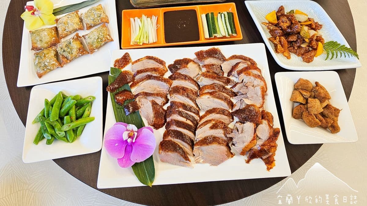 「御盛 北京烤鴨 手創料理」主打提供飯店級手藝、親民價格的烤鴨料理。（圖片來源：宜蘭ㄚ欣的美食日誌）
