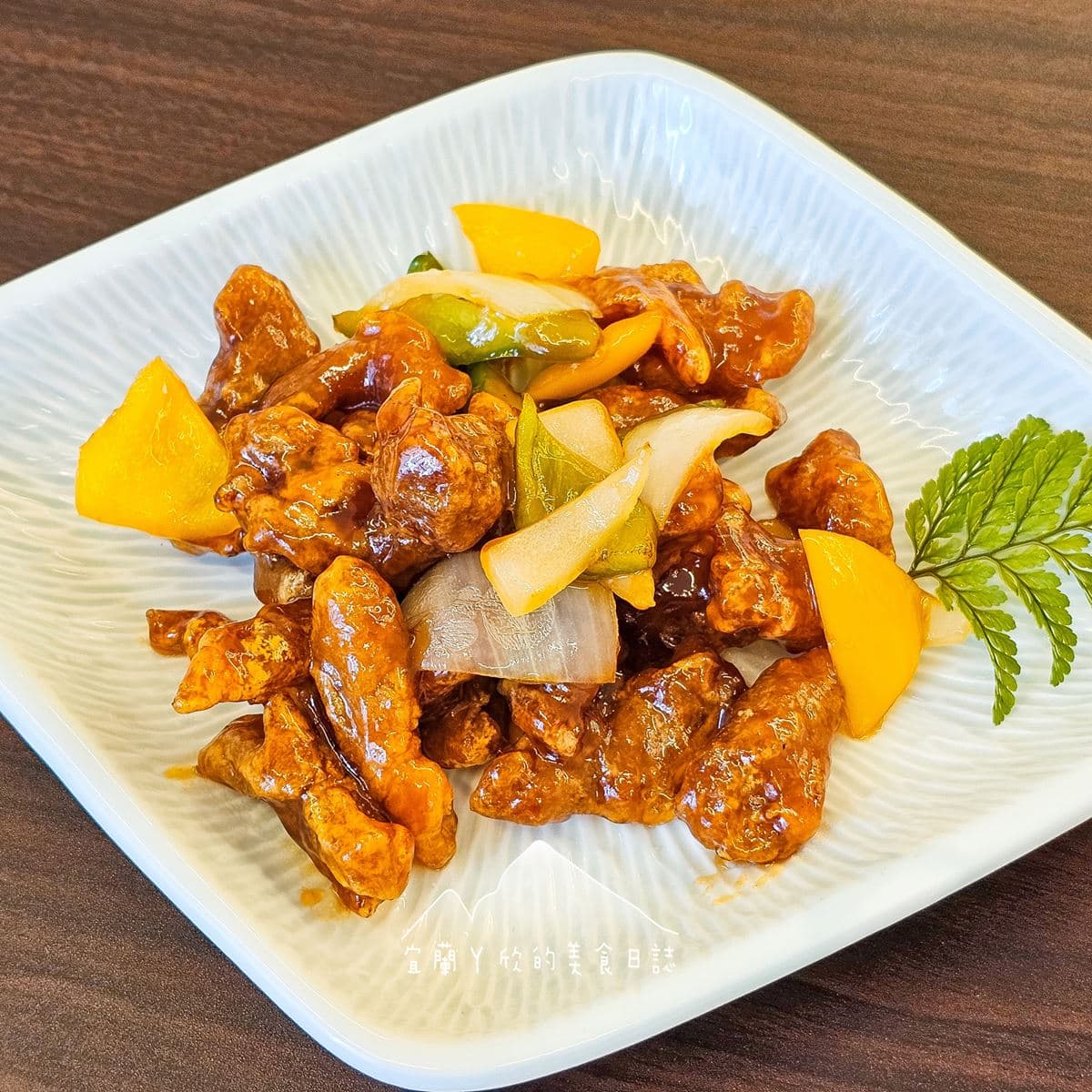 【新開店】350元吃「飯店級烤鴨」!雙人4菜1湯CP值超高,櫻桃鴨肥美誘人 【新開店】350元吃「飯店級烤鴨」!雙人4菜1湯CP值超高,櫻桃鴨肥美誘人