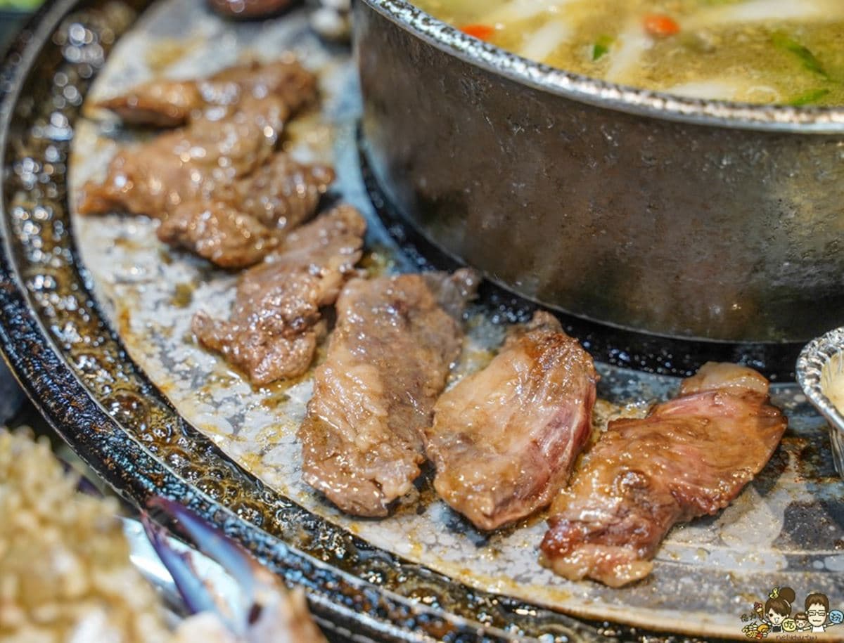 56年回憶掰了!高雄「火烤兩吃始祖」將熄燈,搶吃銷魂奶油燒肉、洋蔥石頭鍋 56年回憶掰了!高雄「火烤兩吃始祖」將熄燈,搶吃銷魂奶油燒肉、洋蔥石頭鍋