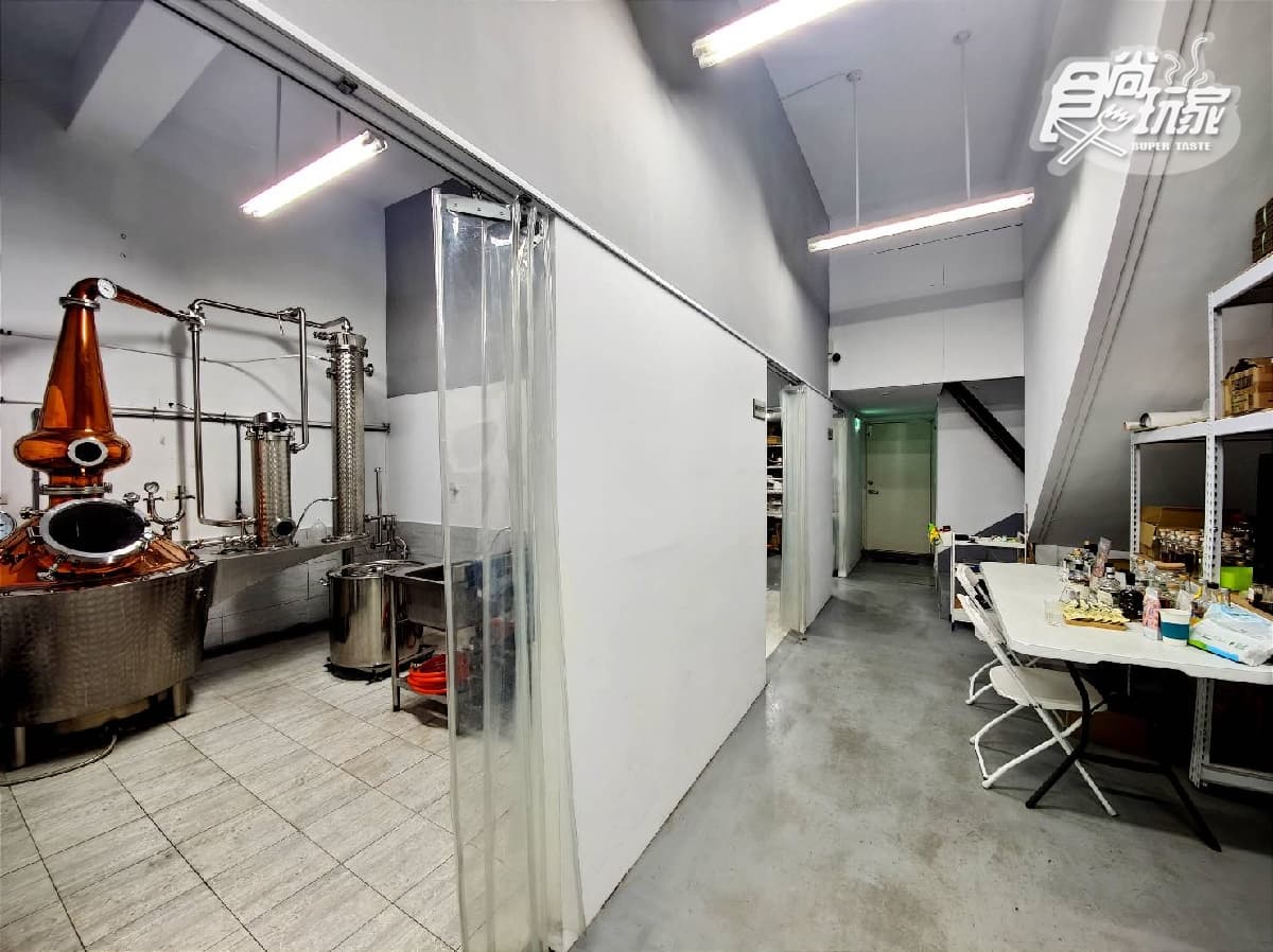 【食尚玩酒莊】鰹魚入酒超猛！2024世界琴酒冠軍在三重，順逛超美「隧道」眷村（中獎公布）