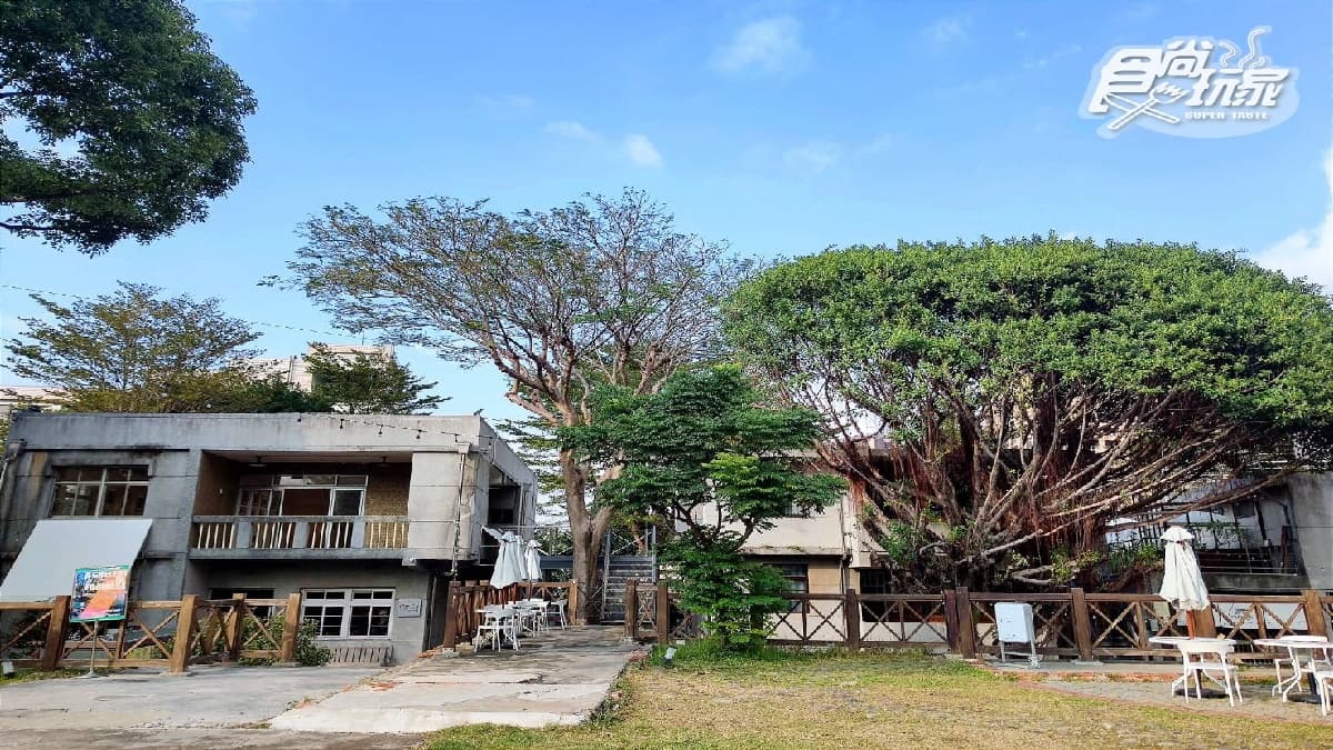 空軍三重一村經活化後成了美拍與美食的特色園區。