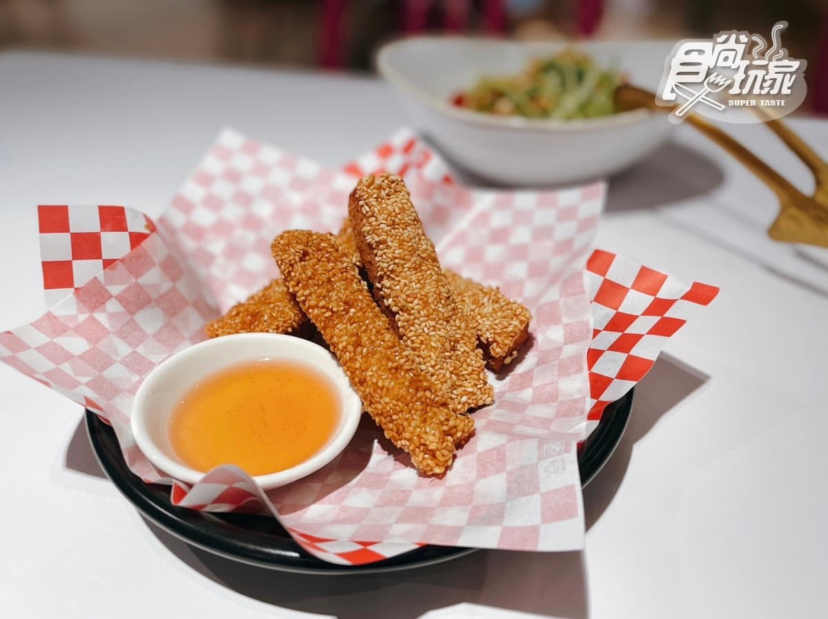 【新開店】瓦城第1間「泰式河粉店」登場!最低88元開吃,必點冠軍炒河粉 【新開店】瓦城第1間「泰式河粉店」登場!最低88元開吃,必點冠軍炒河粉