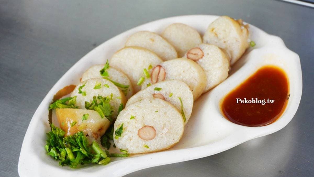 「大腸圈」有原味跟花生２種口味，推薦點綜合就都吃得到。（圖片來源：PEKOのSimpleLife）
