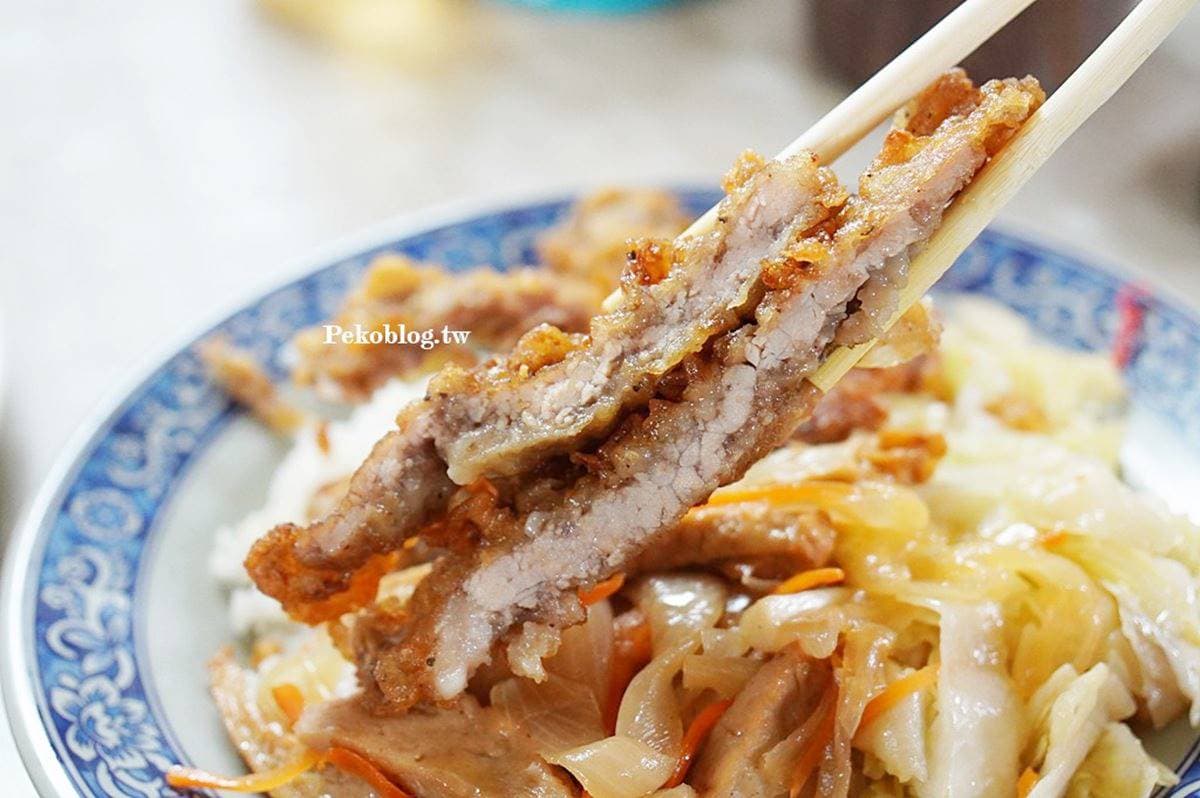 西門町「最便宜排骨飯」是這家!100元CP值完勝名店,滿料什錦湯也必點 西門町「最便宜排骨飯」是這家!100元CP值完勝名店,滿料什錦湯也必點