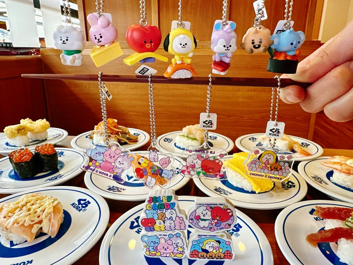 BT21抱著壽司超萌!藏壽司全新扭蛋15款「這天」開扭,加碼2款期間限定壽司 BT21抱著壽司超萌!藏壽司全新扭蛋15款「這天」開扭,加碼2款期間限定壽司