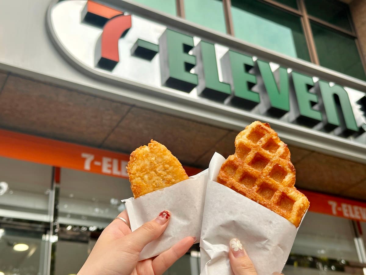 小七24小時吃薯餅、可頌鬆餅!7-11咖啡買2送2,獨家櫻花可爾必思霜淇淋 小七24小時吃薯餅、可頌鬆餅!7-11咖啡買2送2,獨家櫻花可爾必思霜淇淋