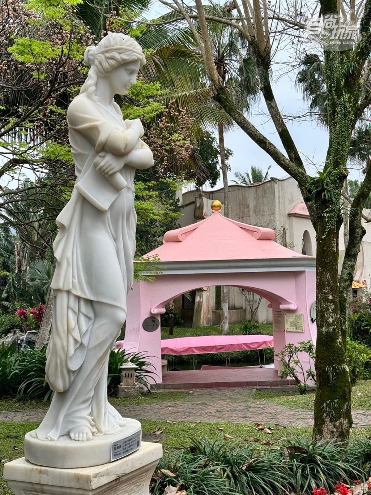 秒飛西班牙！全台唯一獲「世界百大飯店」，250公頃園區遊運河、啖花東物產