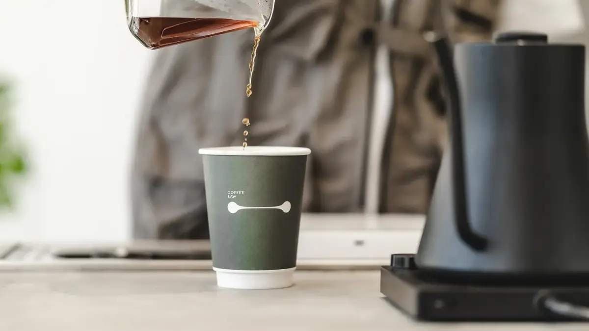 人氣咖啡品牌「COFFEE LAW」也進駐於此。（圖片來源：0km山物所）