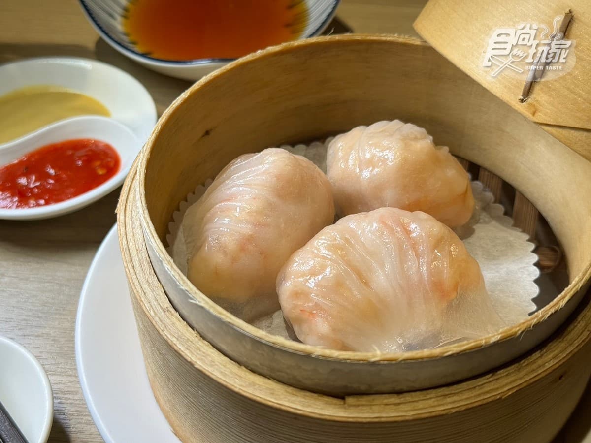 ２倍大蝦餃又變大了！知名港點春季大升級，暗黑腸粉、起司豆腐奶超欠吃