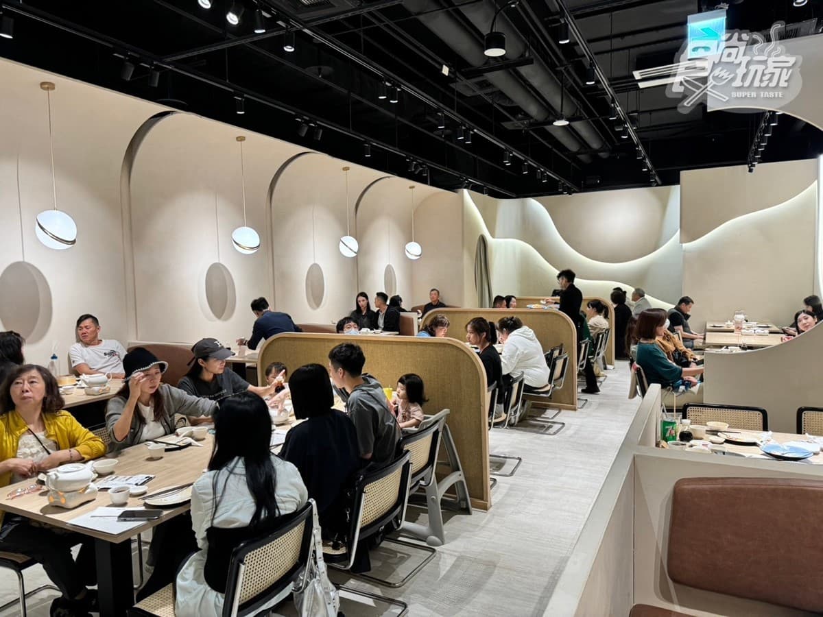 ２倍大蝦餃又變大了！知名港點春季大升級，暗黑腸粉、起司豆腐奶超欠吃
