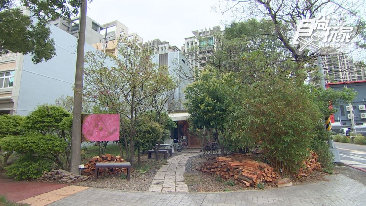 店家位在新竹縣竹北市的復興二路跟嘉豐七街路口。