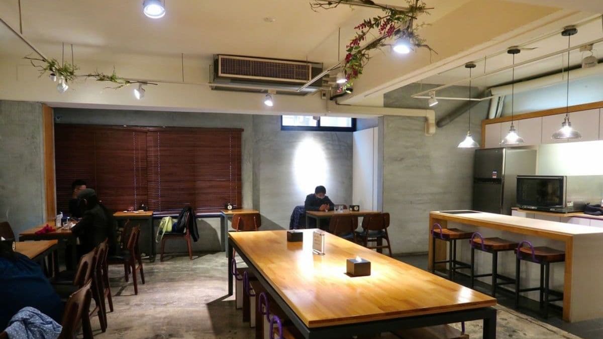 店裡有提供內用座位，讓客人可以在舒適的環境中享用美味甜點。（圖片來源：筑筑の吃喝玩樂記）
