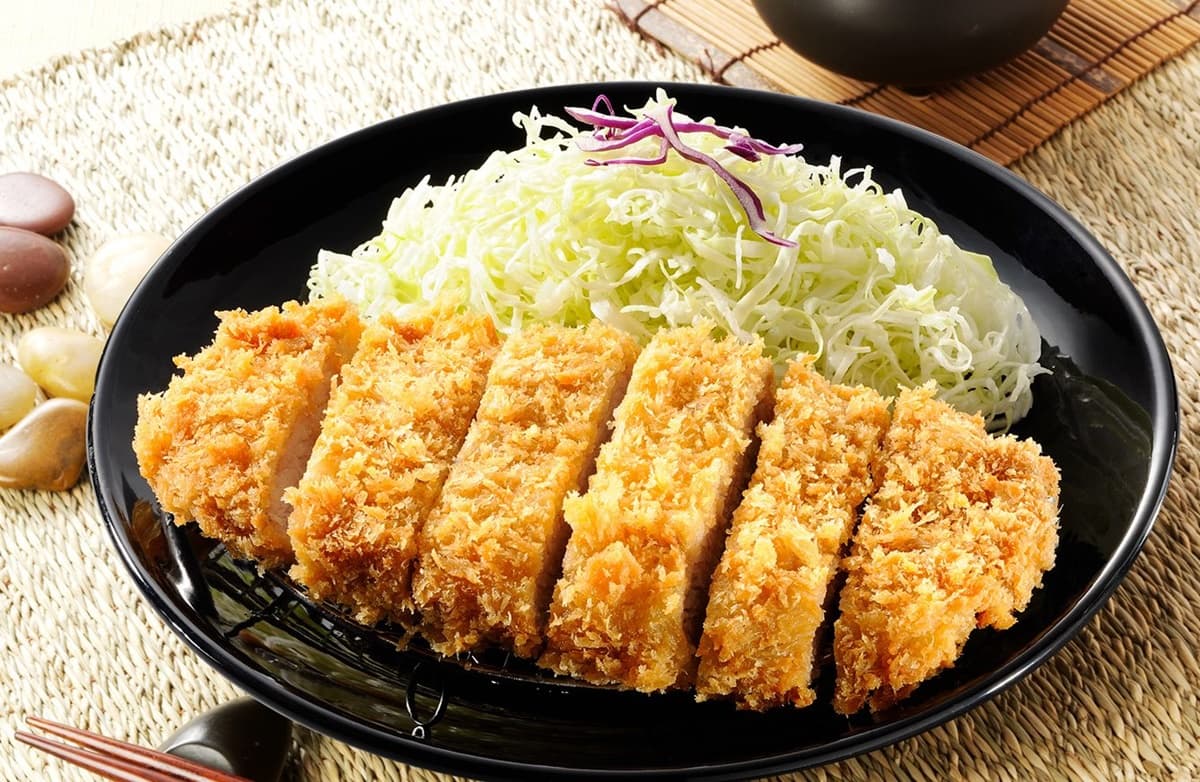 快閃１天！拿坡里炸雞32元、三商巧福免費送炸醬麵，還有５間餐飲買一送一