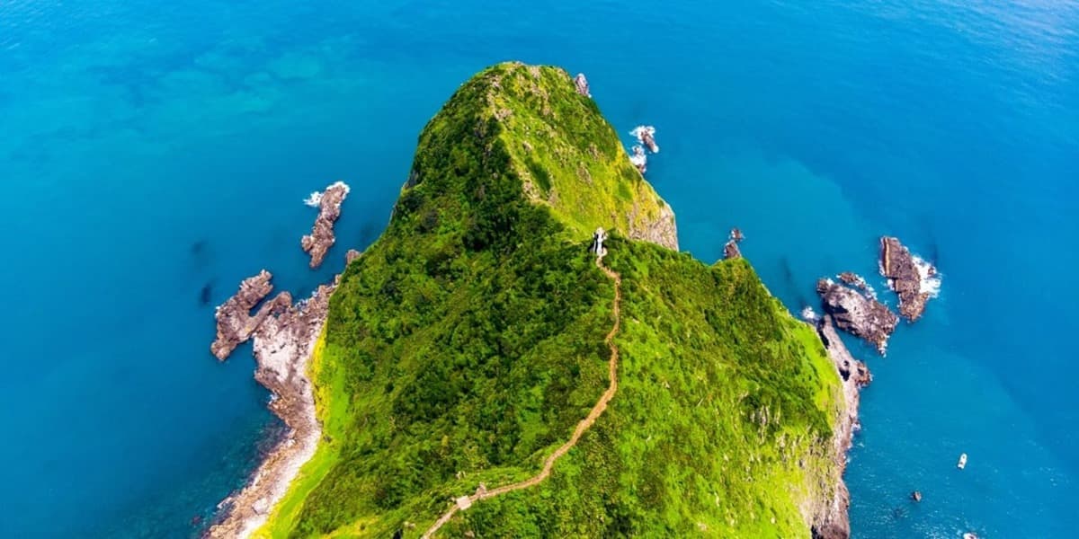 「台灣龍珠」基隆嶼4/1開放登島！報名方式、行程費用、必遊景點１篇全看懂