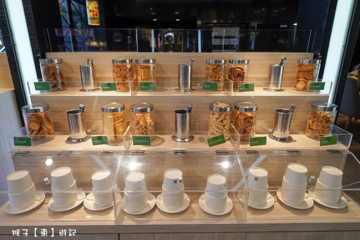 真的怕你餓！高雄超狂飯店「一泊三食」加無限冰淇淋，包吃包住每人千元有找
