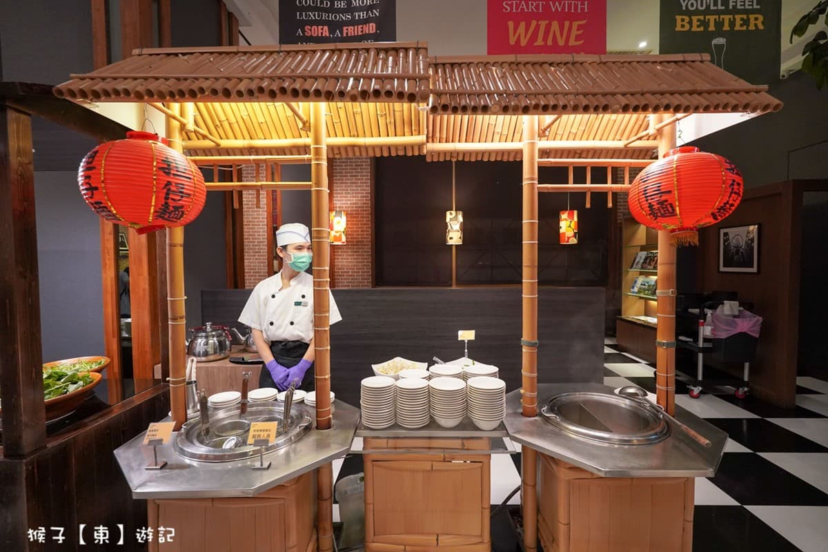 真的怕你餓！高雄超狂飯店「一泊三食」加無限冰淇淋，包吃包住每人千元有找