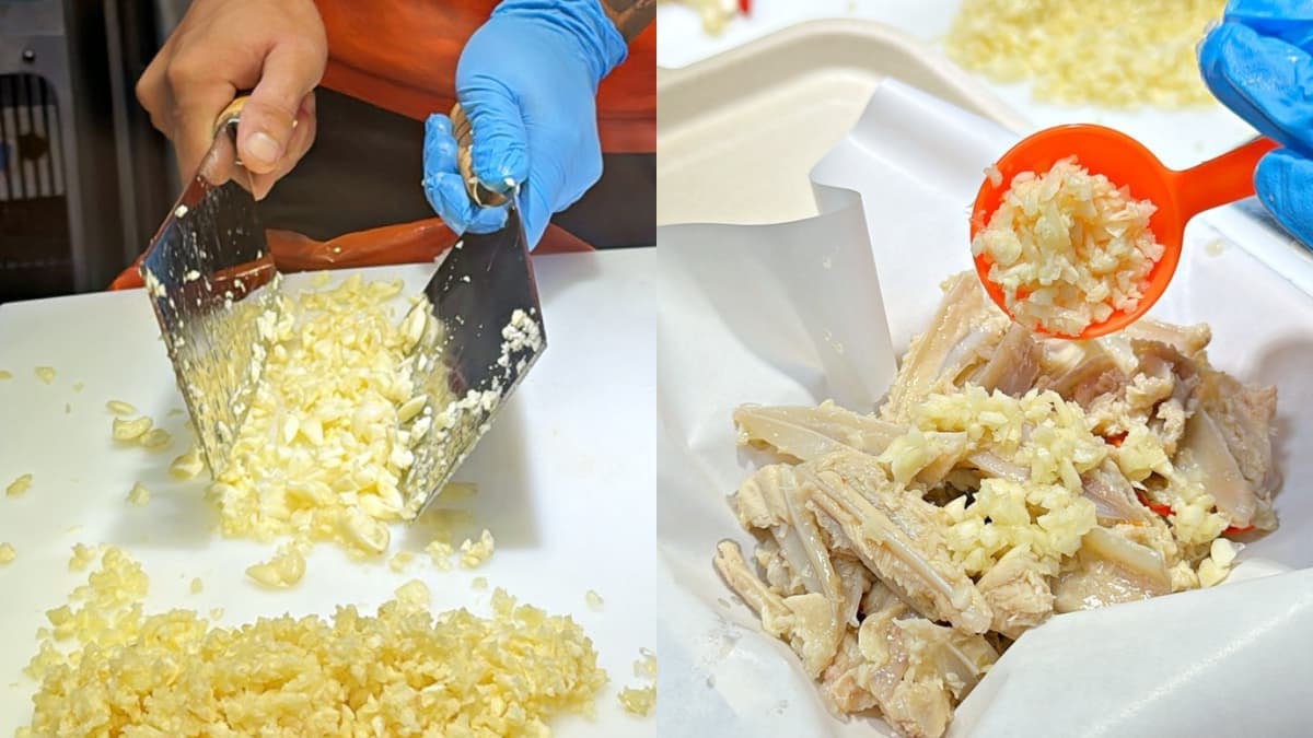 每一份餐點都會擺上生蒜、辣椒，最後再淋上靈魂爆蒜湯汁。（圖片來源：愛麗絲的吃不停人生）