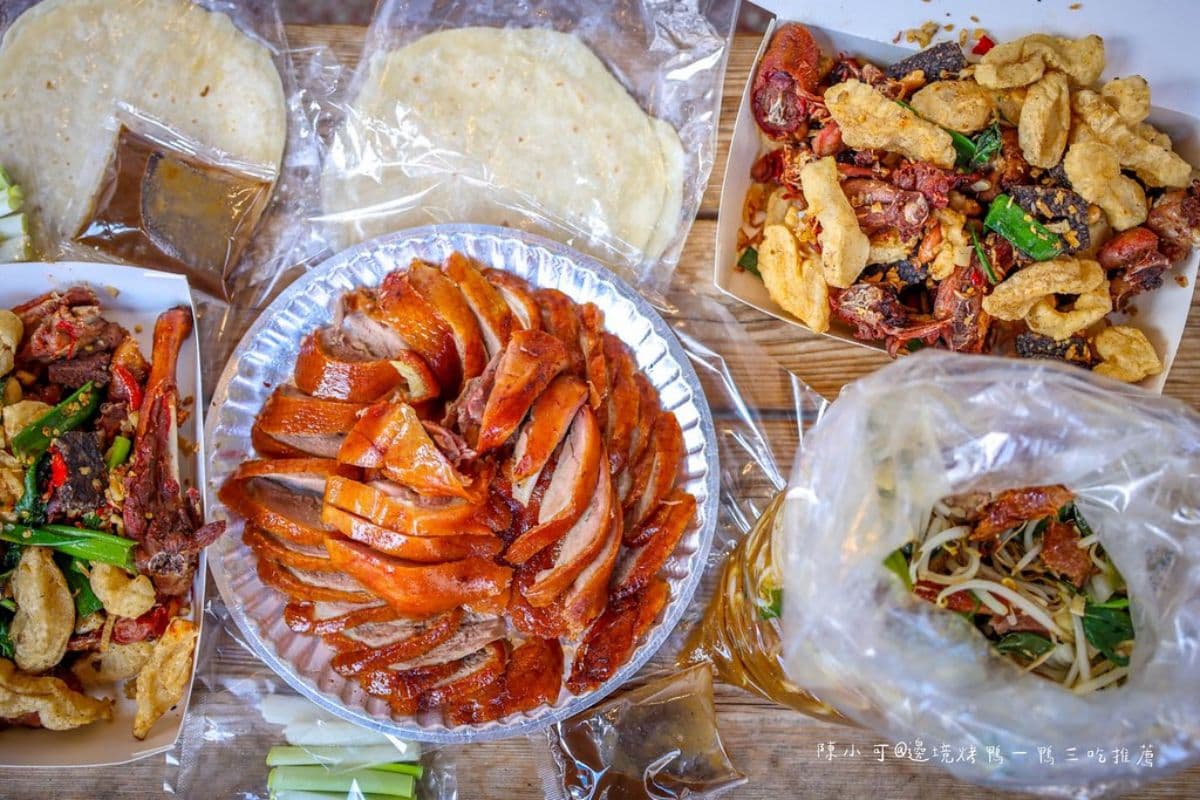 桃園超強烤鴨三吃!1天狂賣200隻上新聞,「功夫鹹酥鴨」先炸後炒醬香唰嘴 桃園超強烤鴨三吃!1天狂賣200隻上新聞,「功夫鹹酥鴨」先炸後炒醬香唰嘴