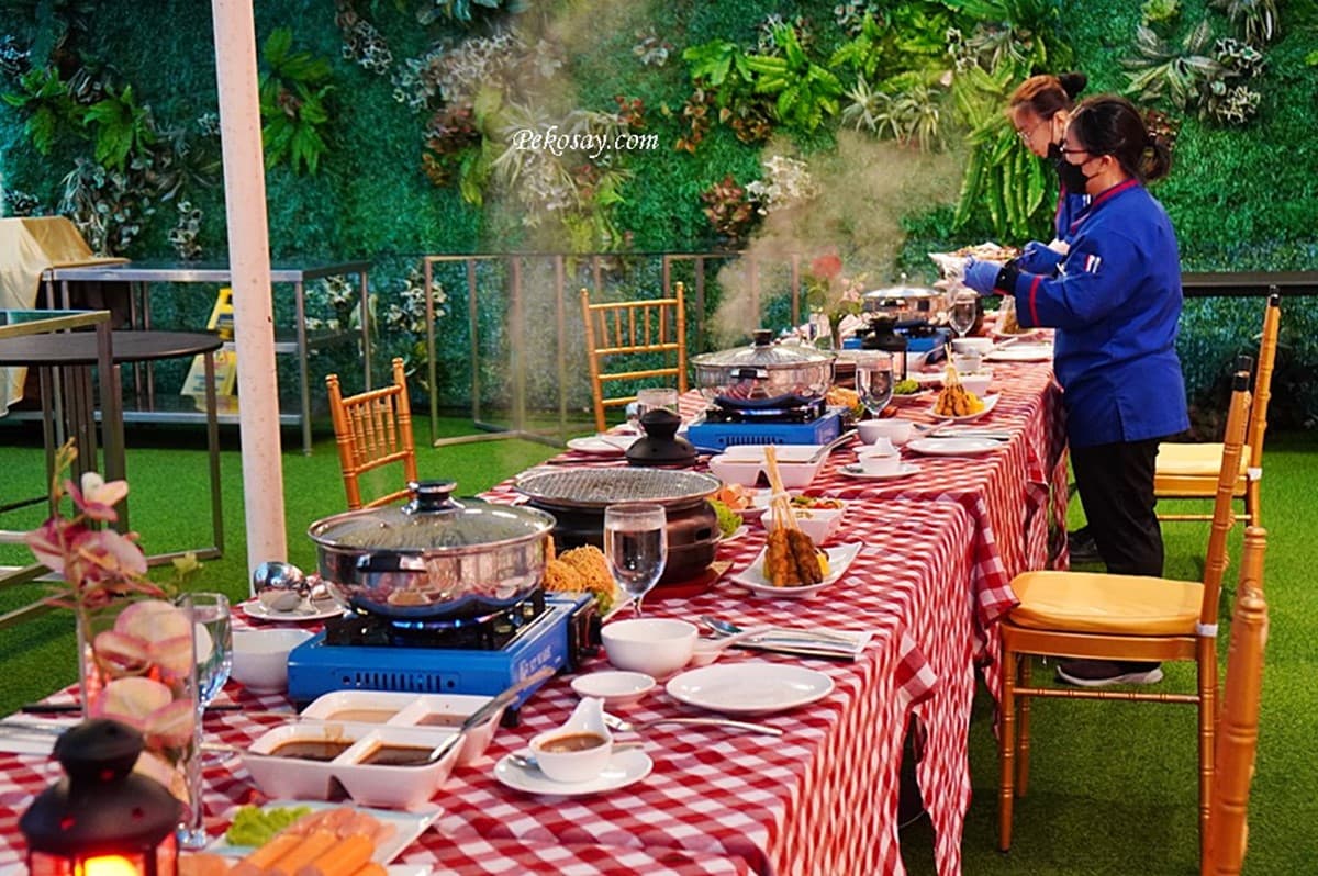 藏在雲裡的飯店！在高原上爽嗑火烤晚餐、泡櫻花湯，客房還有超大雙衛浴