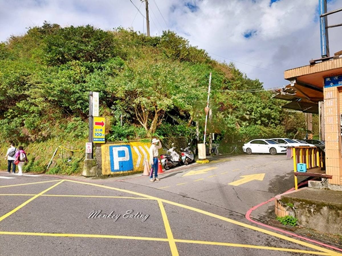 30分鐘輕鬆攻頂！新北小百岳登頂賞無敵海景、基隆嶼，晚上美拍九份山城夜景