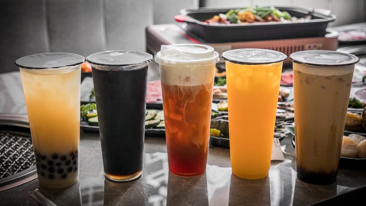 手搖飲種類不少，還可以選甜度、冰量。（圖片來源：大手牽小手。玩樂趣）