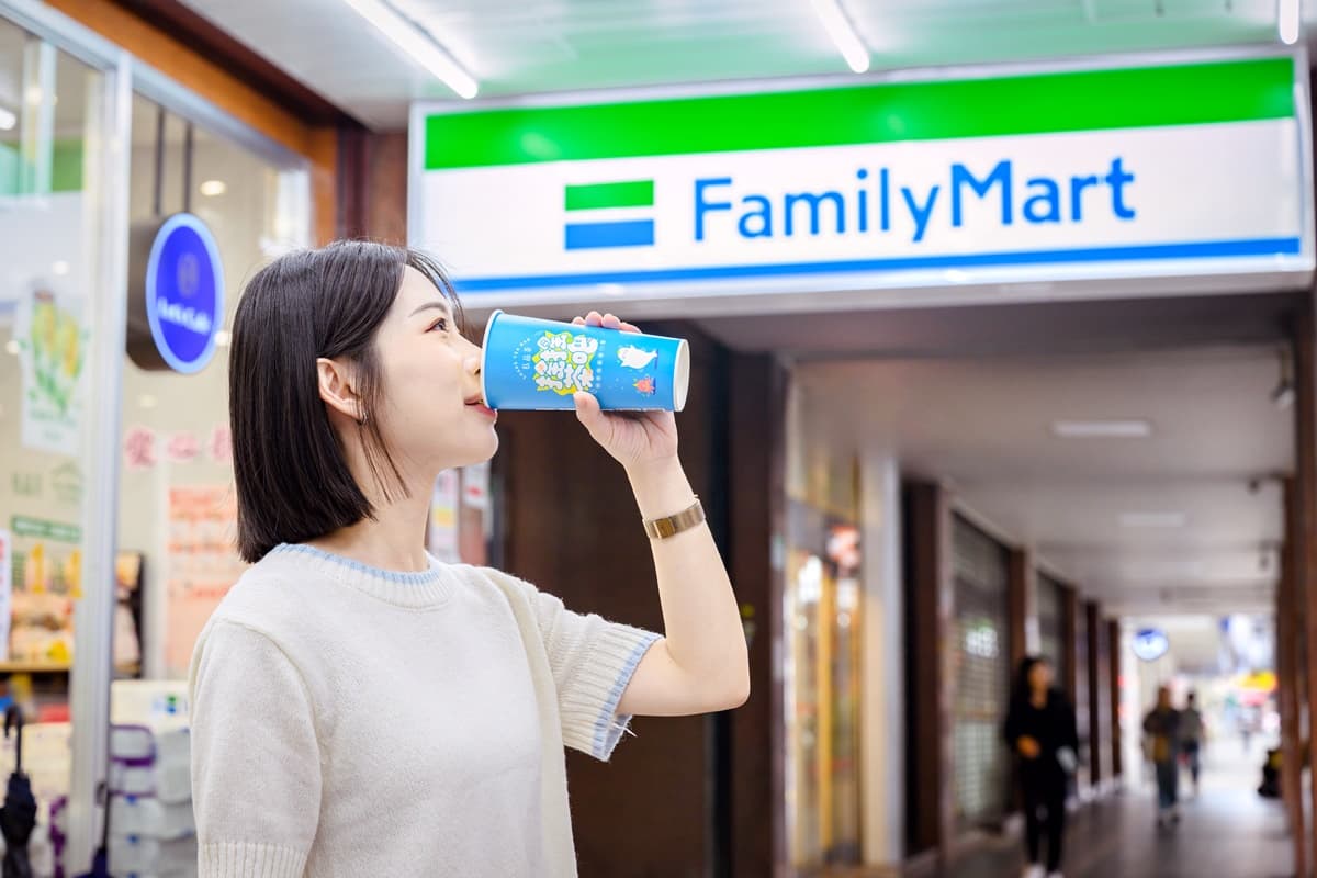 全家開手搖飲店了！上千間門市變身24小時「搖搖茶吧」，買２送１衝搶喝
