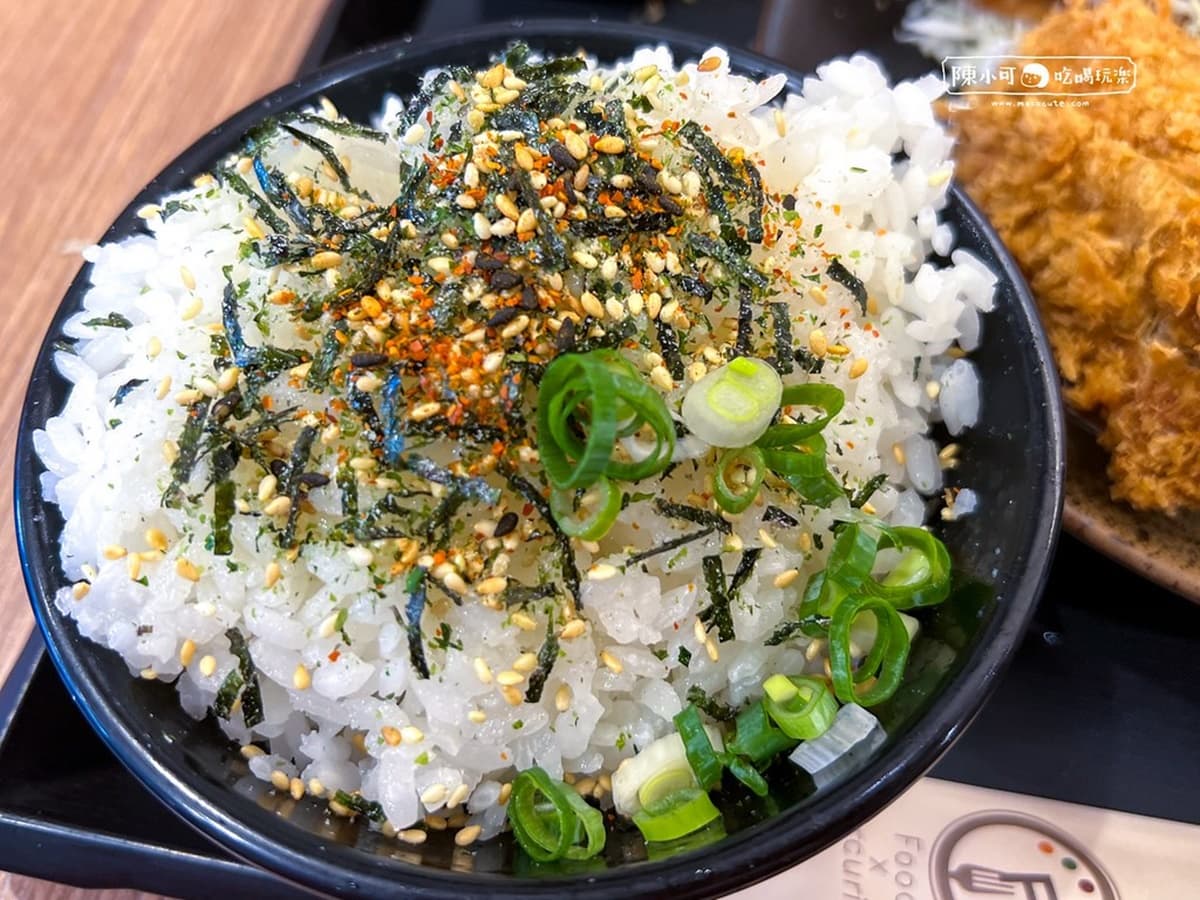 免費續飯、加高麗菜！169元起無限吃到飽，號稱全台最狂「日式豬排」