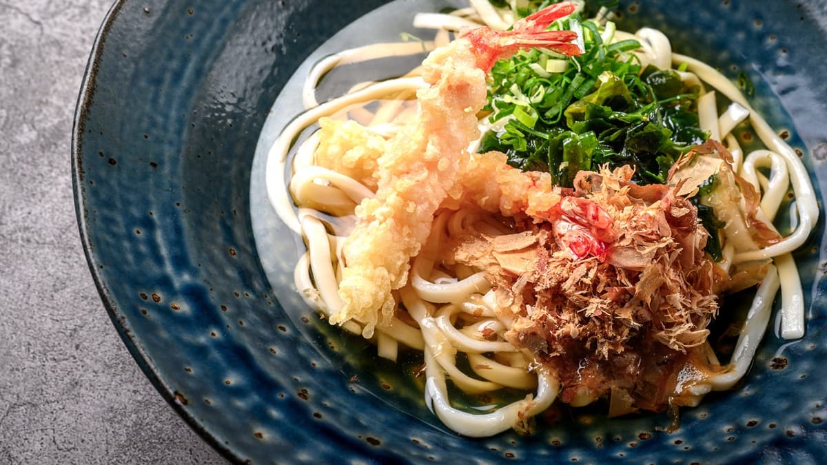 輕薄麵衣純正日式工法酥炸，可以到鮮甜的海味。（圖片來源：切麥狐狸）