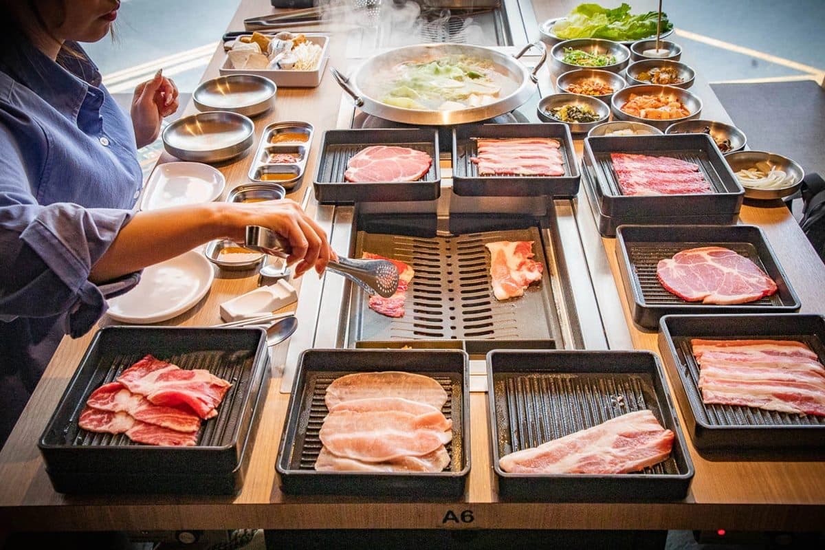 469元韓式烤肉＋大醬鍋吃到飽！桃園超夯火烤兩吃，肉品、石鍋拌飯50道任夾